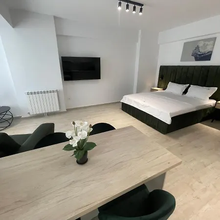 L&c Platinum Apartment Navodari