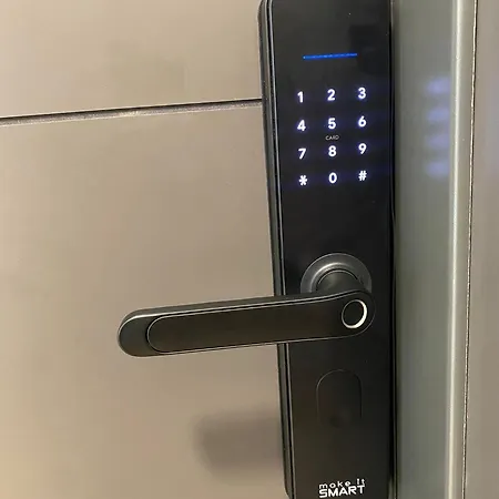 L&c Platinum 公寓 *